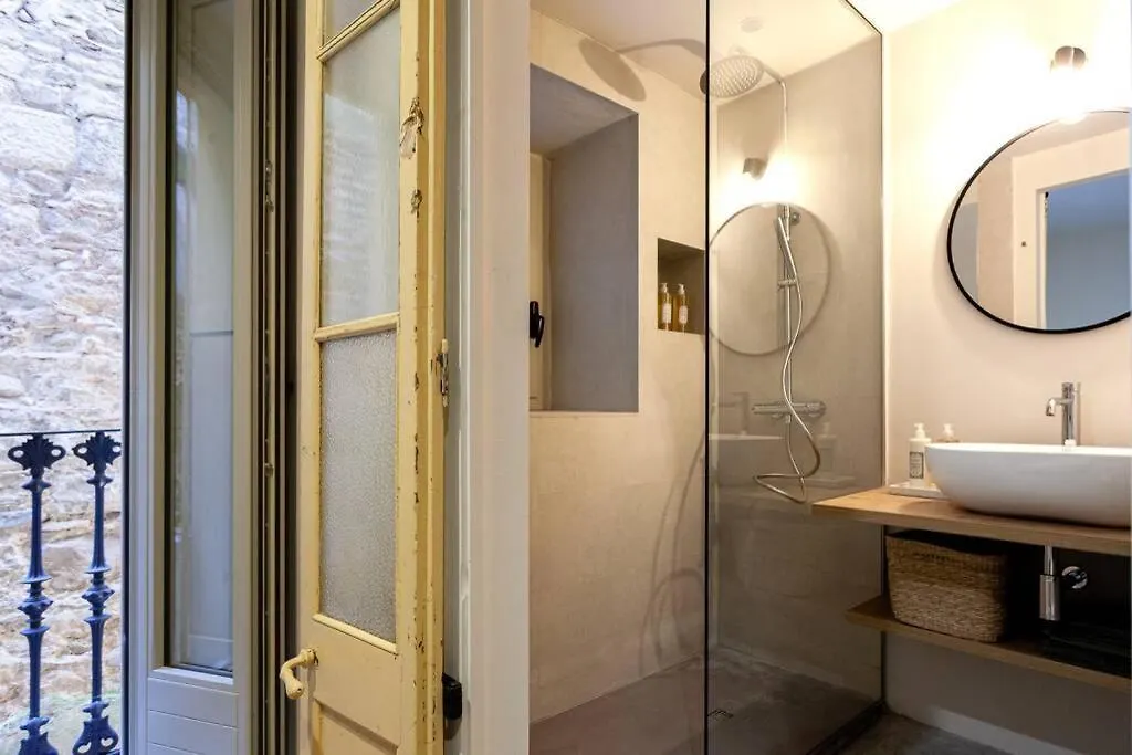 Velo Vern 1 Beautiful New Apartment 2 Bed Ensuite Girona
